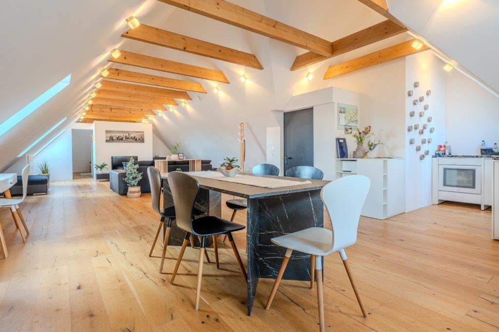 Loft Dachsberg Apartment Кремс Екстериор снимка