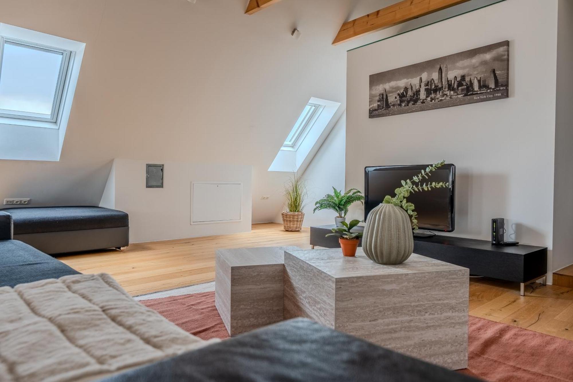 Loft Dachsberg Apartment Кремс Екстериор снимка